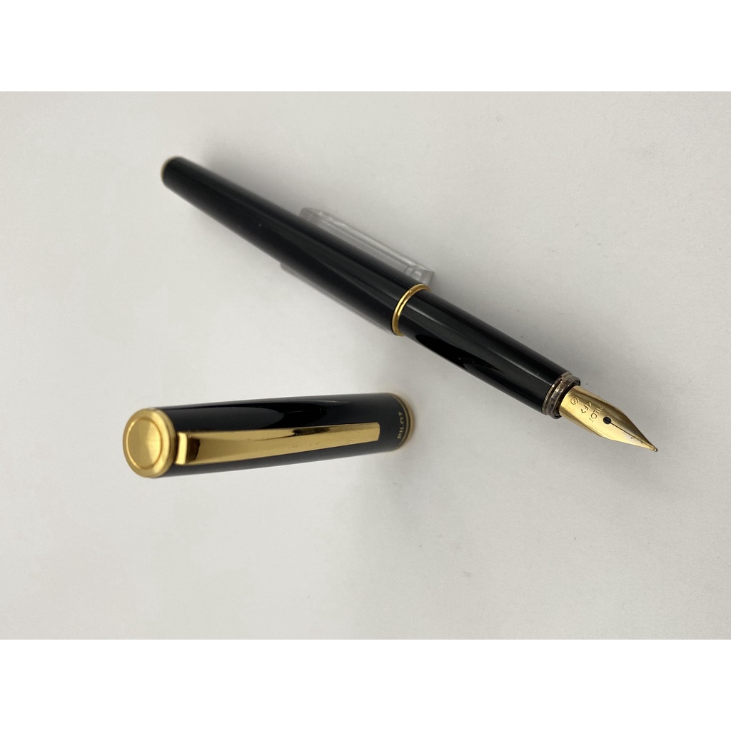 Bút máy Pilot made in Japan - 300.53084