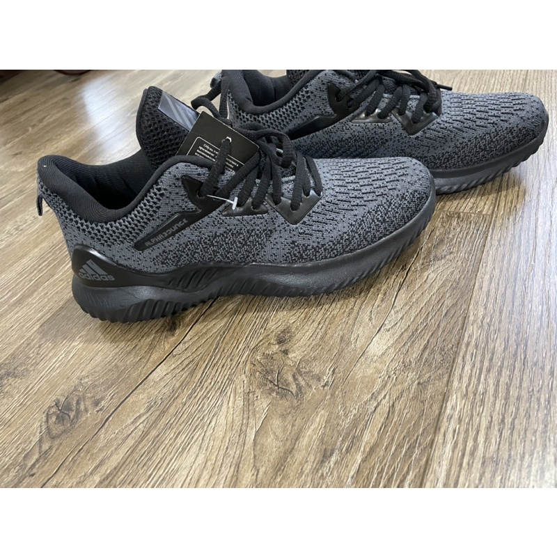 Giày thể thao new tag pass