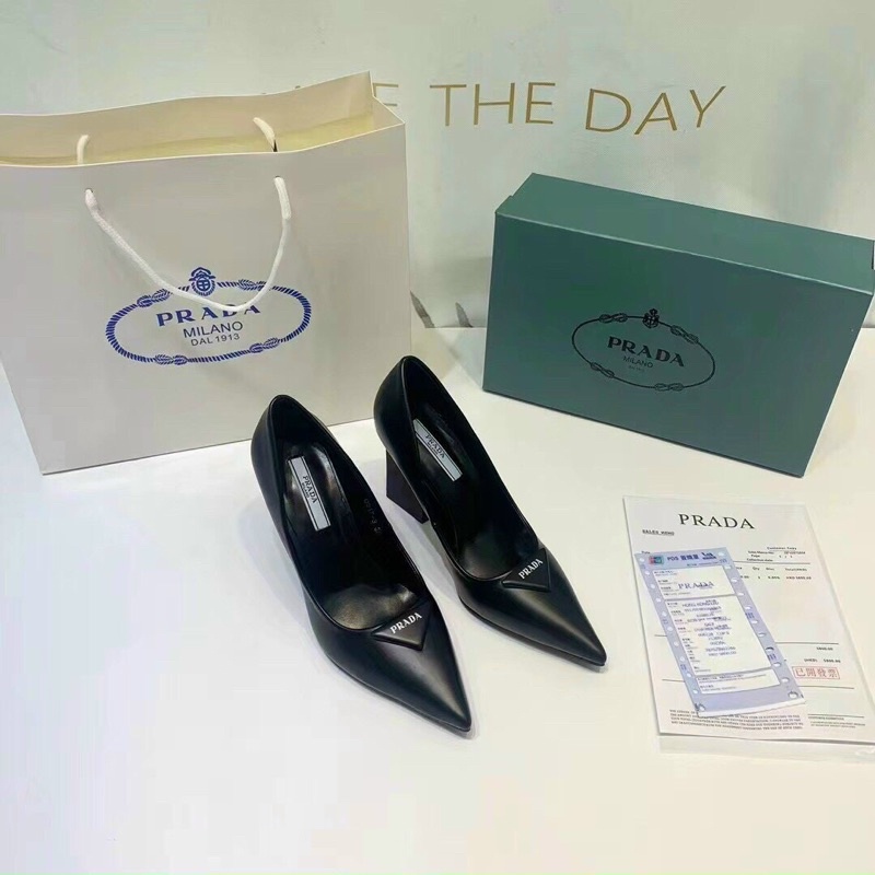 Giày cao gót prada mới