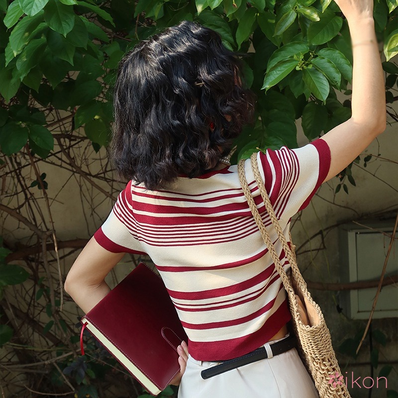 Áo Thun Nữ Ngắn Tay Cổ Tròn Sọc Ngang Thời Trang