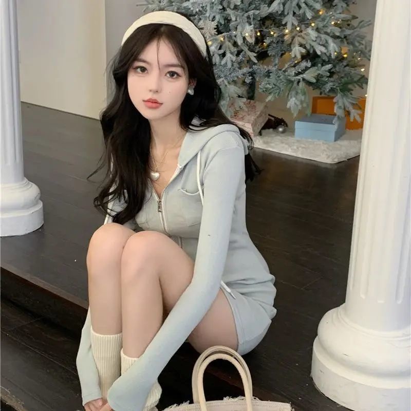 COZOK Đầm Dài Tay Có Mũ Phối Dây Rút Thời Trang