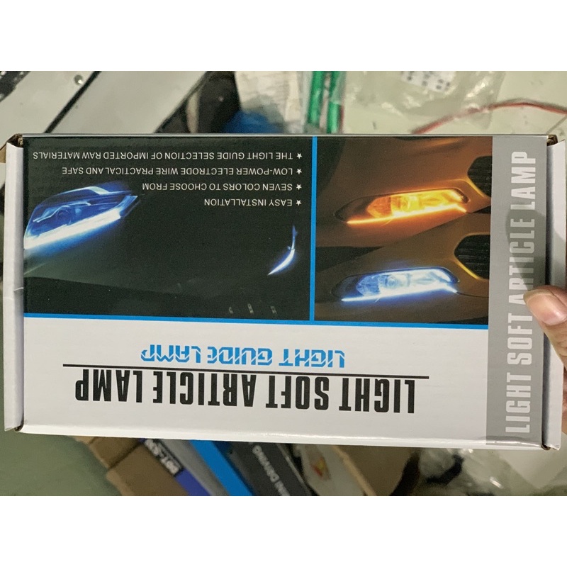 led mí audi 2 màu vàng trắng