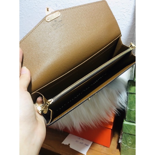 Cuth cầm tay - đeo chéo LV [Fullbox]