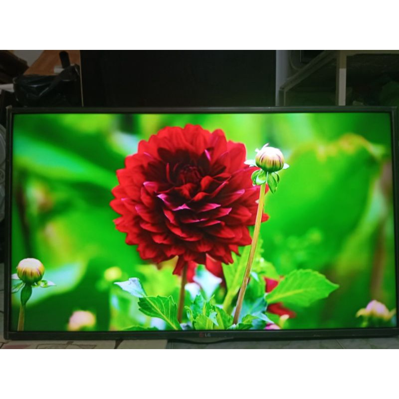 [TiVi Led Siêu Mỏng 42" LG Full HD + Kèm Bát Treo Tường Thanh Lý]