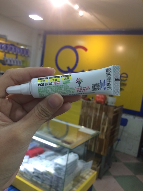 Keo đen làm main Mechanic UV-YM56 (Keo chống chạm)