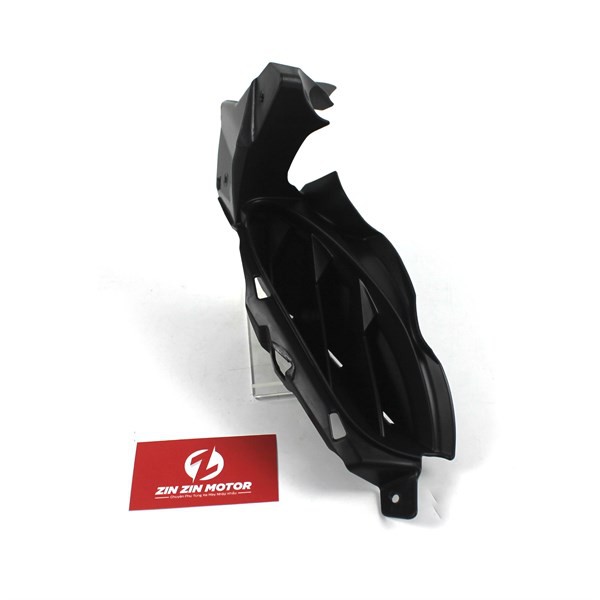 Nhựa Nhám Ốp Bình Xăng Trái GSX S150, Bandit 150 47241-23KA0-000