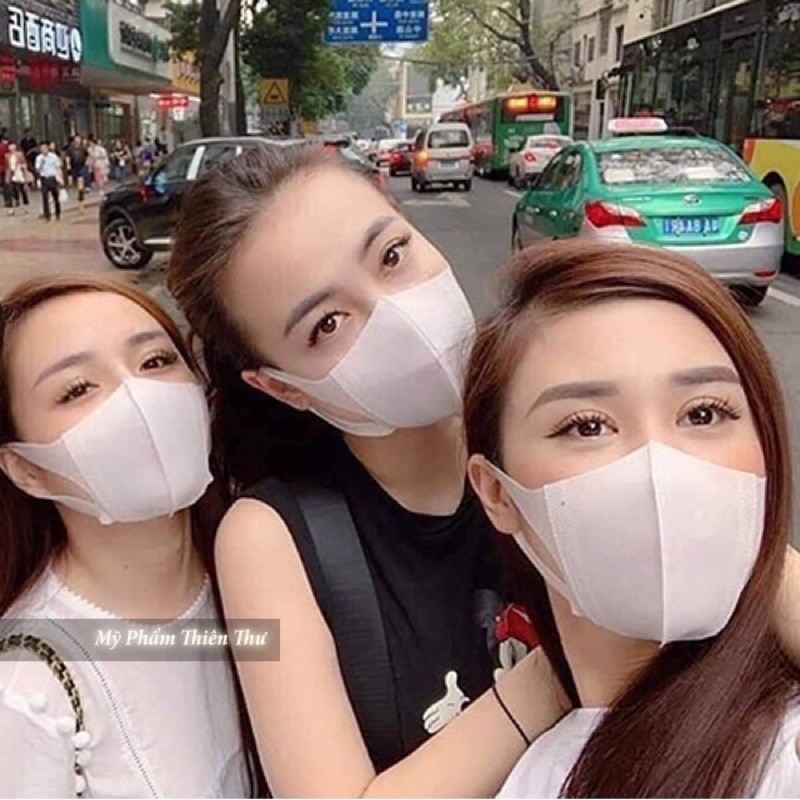 Hộp 50 cái khẩu trang 3D Mask sử dụng công nghệ dập Nhật Bản