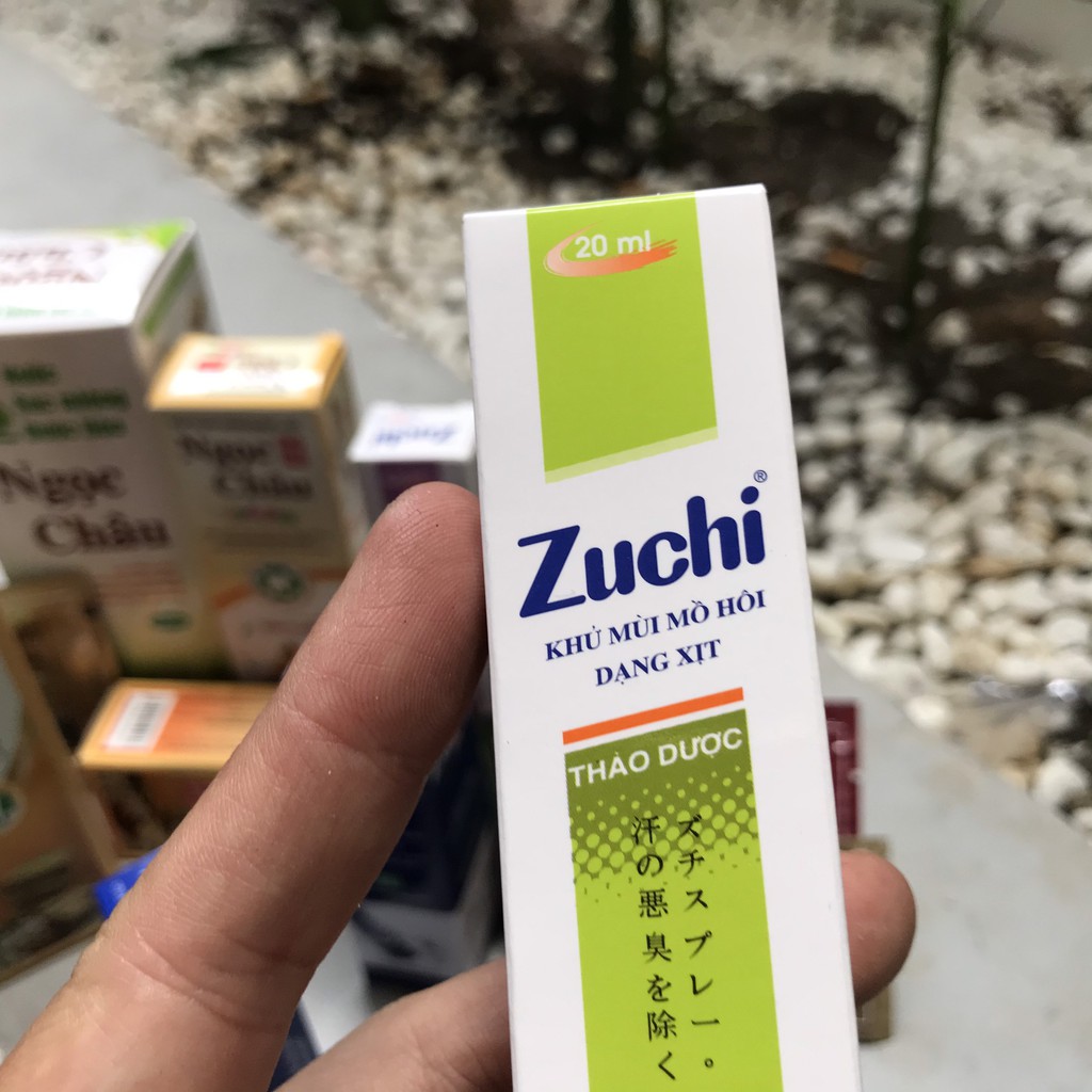 Combo 3 chai xịt khủ mùi hôi nách zuchi XANH