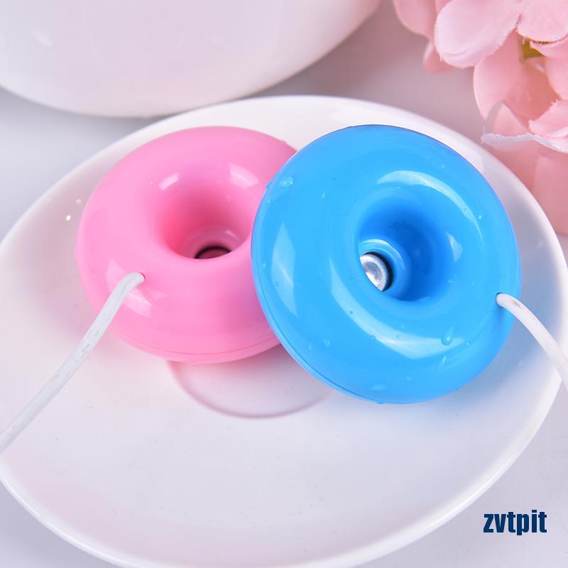 Máy Phun Sương Tạo Độ Ẩm Mini Hình Bánh Vòng Có Cổng Sạc USB