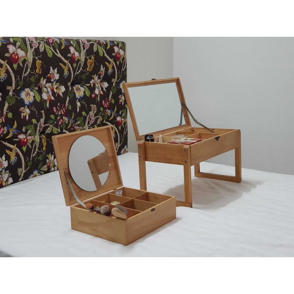 Hộp Trang Điểm Treo Tường Xinh . | BigBuy360 - bigbuy360.vn