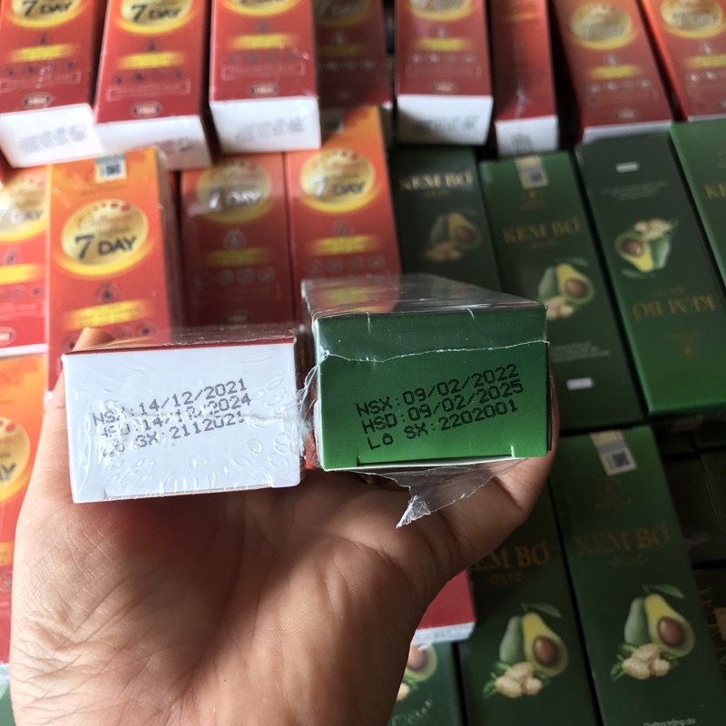 Combo Tái Sinh Làn Da Olic- Kem Bơ Olic Và Serum Collagen saffron 7day( chính hãng 100%)