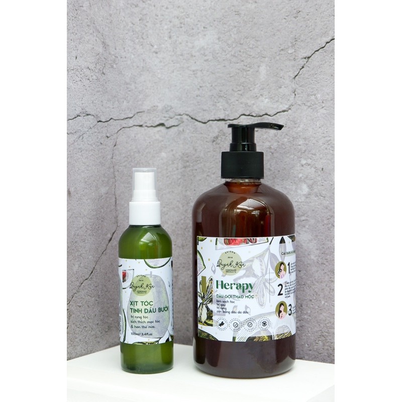 ( COMBO MỌC TÓC ) 1 TINH DẦU BƯỞI HANDMADE QK & 1 DẦU GỘI THẢO MỘC HERAPY | BigBuy360 - bigbuy360.vn
