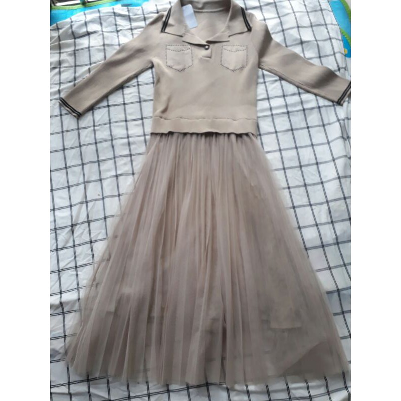 Bộ váy len xếp ly điệu đà (chỉ có 1)