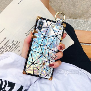 Ốp có dây iPhone 11/11 Pro Max/12/12 Pro/12 Pro Max