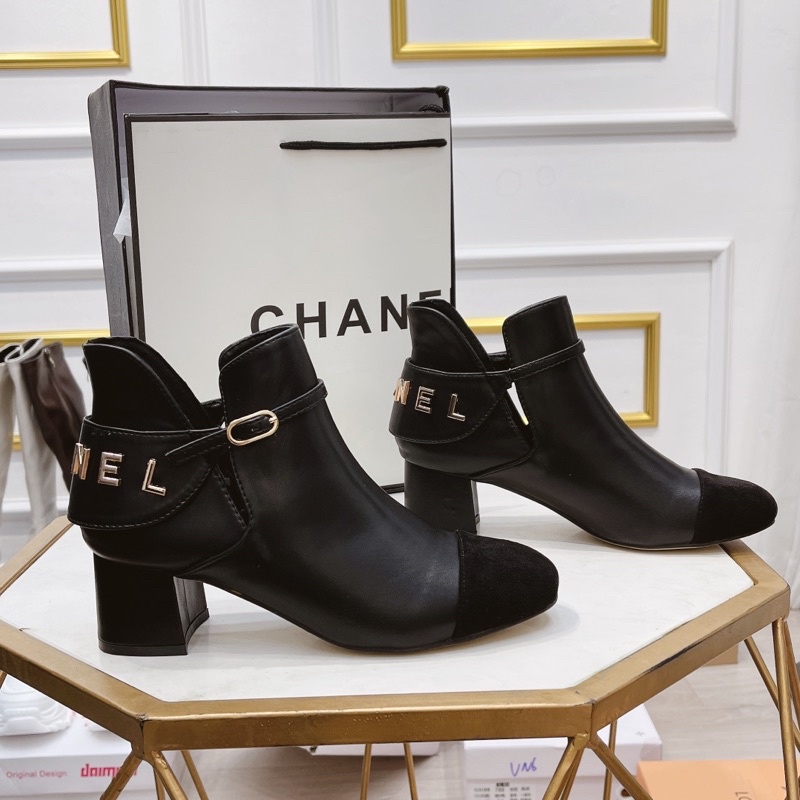 Bốt boot channel cổ thấp gót trụ khoá chữ sau fullbox