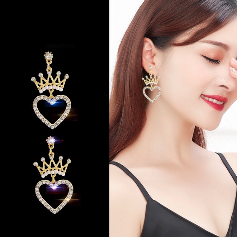 Đôi Bông Tai Trái Tim Vương Miện Nạm Đá