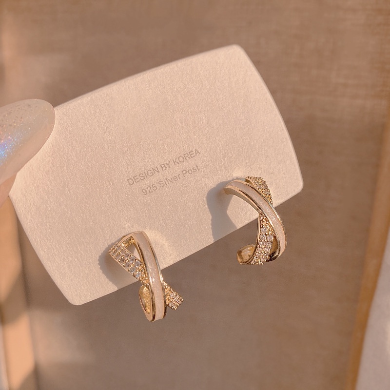 Khuyên Tai Kim Loại Hình Chữ Thập Phong Cách Hong Kong Cao Cấp