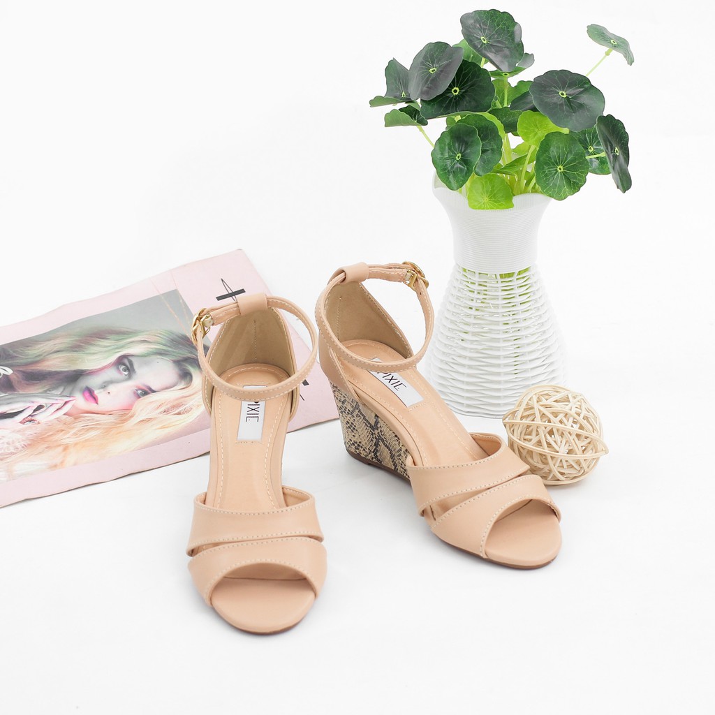 Giày Sandal Đế Xuồng 7cm Da Rắn Bít Gót X455