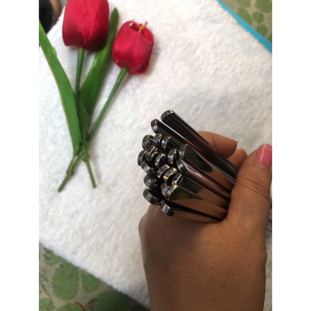 Combo 10 đôi đũa inox đầu dẹp đặc ruột không hoa văn