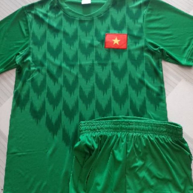 Quần áo bóng đá đội tuyển quốc gia Việt Nam