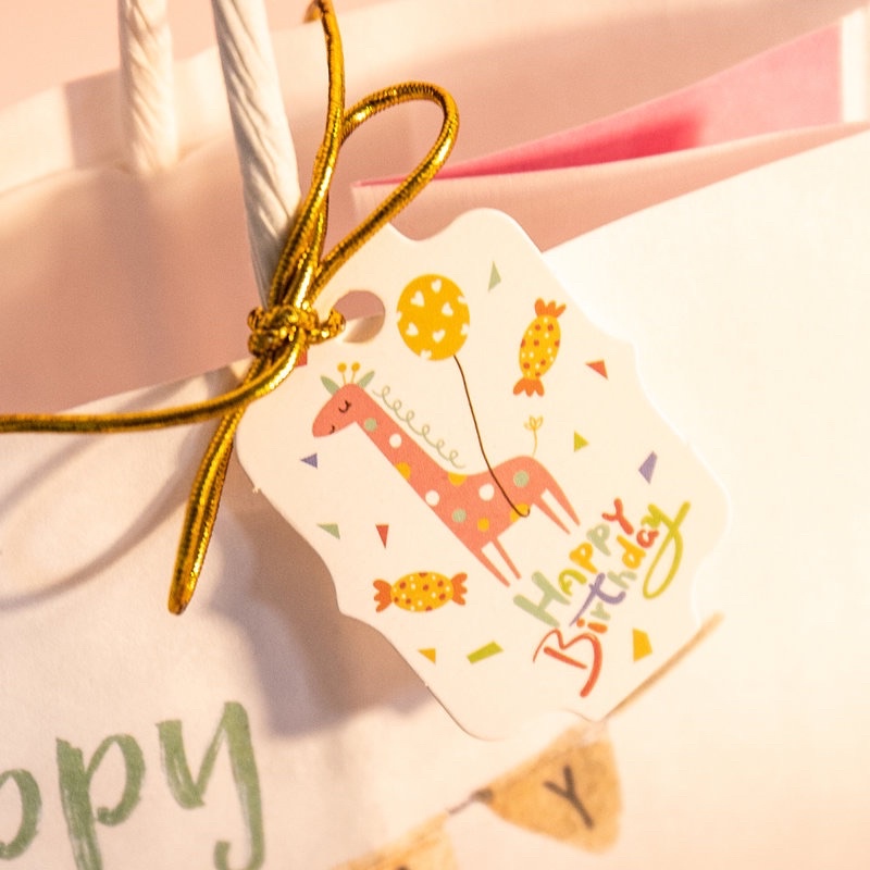 Set 10 Happy Birthday Gift tag kèm dây