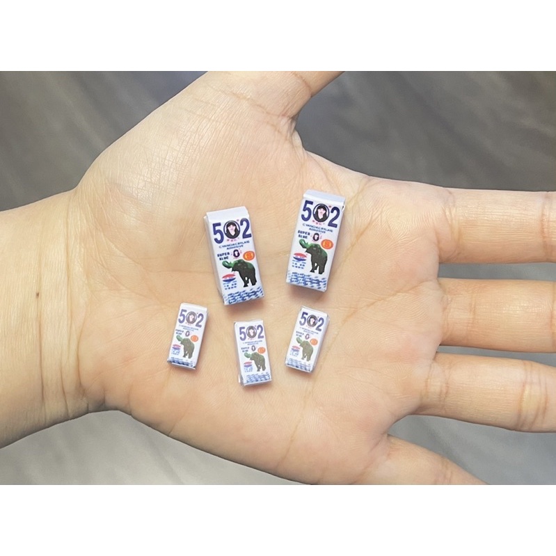 Mô hình hộp keo 502