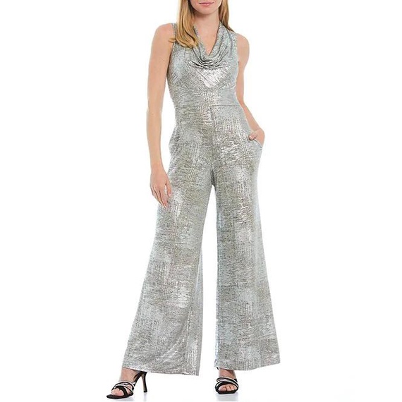 ❗️ 𝐋𝐈𝐋𝐀𝐂 - 𝐕𝐍𝐗𝐊 - 𝐃Ư 𝐗Ị𝐍 - 𝐆𝐈Á 𝐓Ố𝐓 ❗️ - Jumsuit Vince Metalic Cổ Đổ