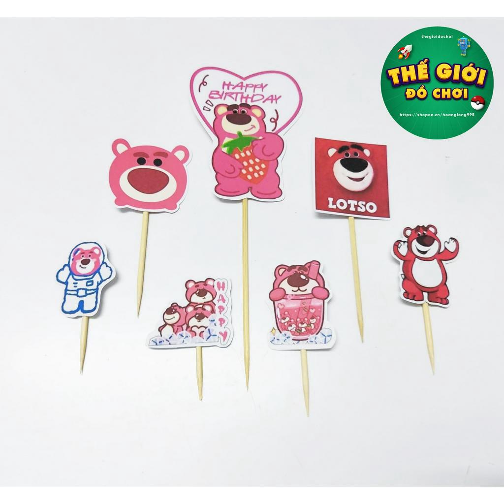 (mẫu 003) Que cắm bánh kem hình Gấu dâu Lotso, trang tri sinh nhật, topper bánh kem
