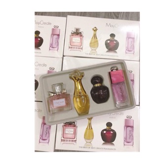 Hãng sale giảm 60% còn 180nay shop giảm còn 138 k chào mừng ngày 20/10