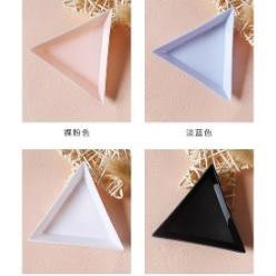Khay Tam Giác Đựng Phụ Kiện Nail, Đựng Đá Làm Móng