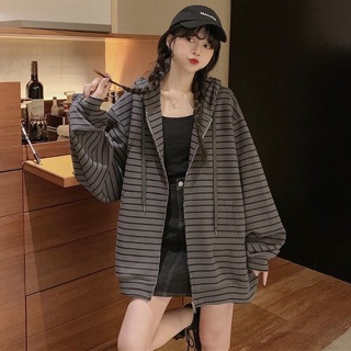 [ order 10-20 ngày ] áo khoác sọc tay phồng
