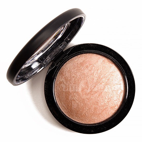 Phấn Light Mac Mineralize Skinfinish Natural Soft and Gentle