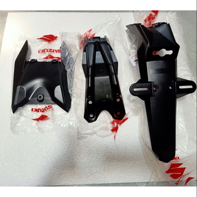 Dè sau biển số 3 món satria fi raider fi chính hãng suzuki