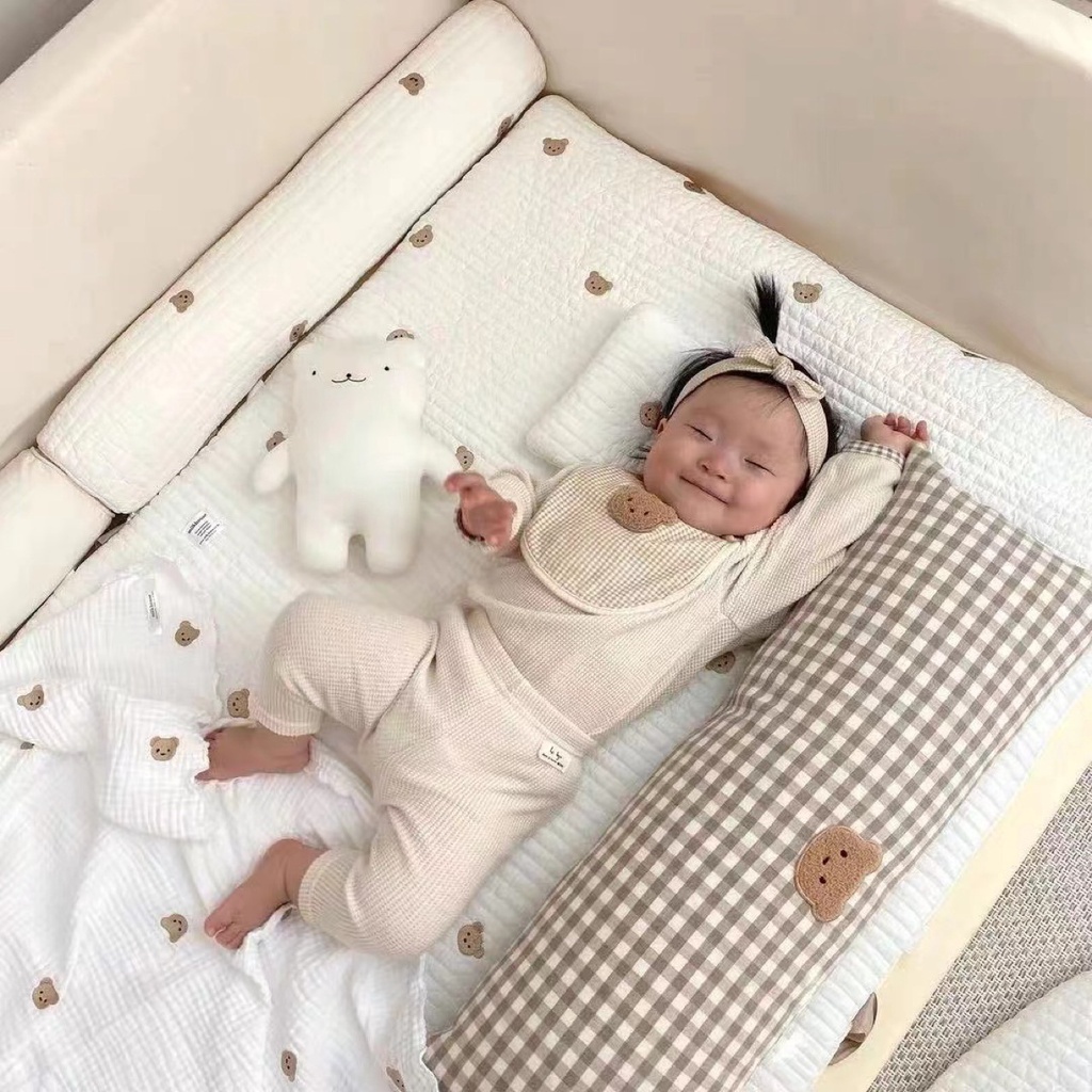 Vỏ Gối Cotton Chữ Nhật Họa Tiết Caro / Gấu Dễ Thương Chống Va Chạm Cho Bé Sơ Sinh