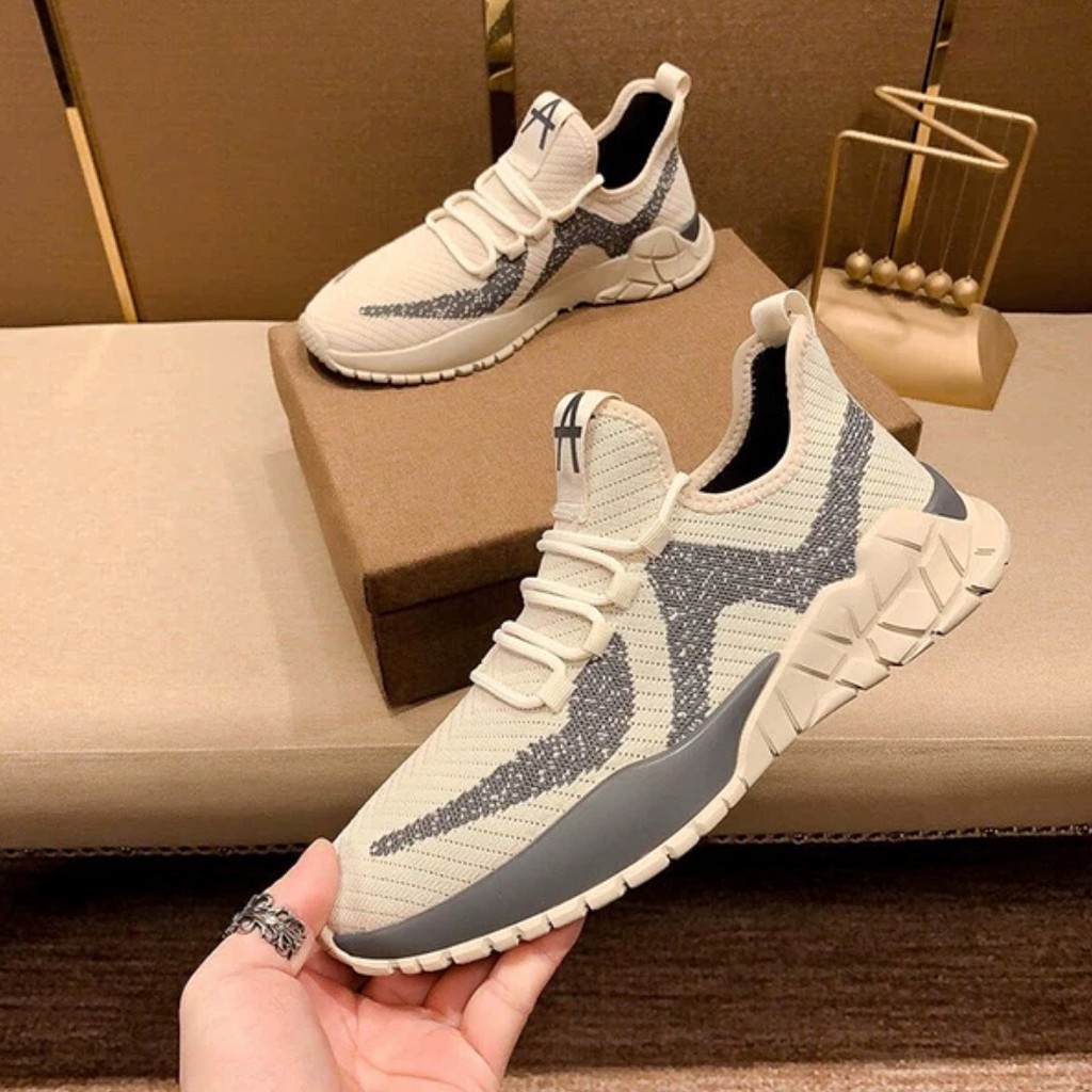 GIÀY THỂ THAO NAM YZ XỊN