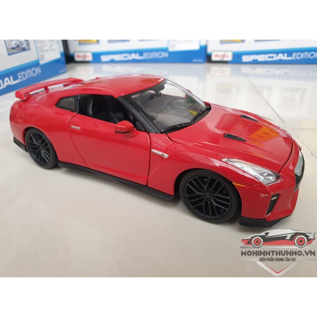 Xe mô hình Nissan GT-R, tỉ lệ 1:24, Bburago