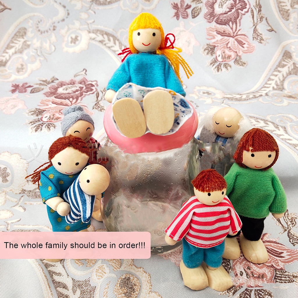 Set 7 Mô Hình Đồ Chơi Gia Đình Hoạt Hình Bằng Gỗ Có Thể Di Chuyển