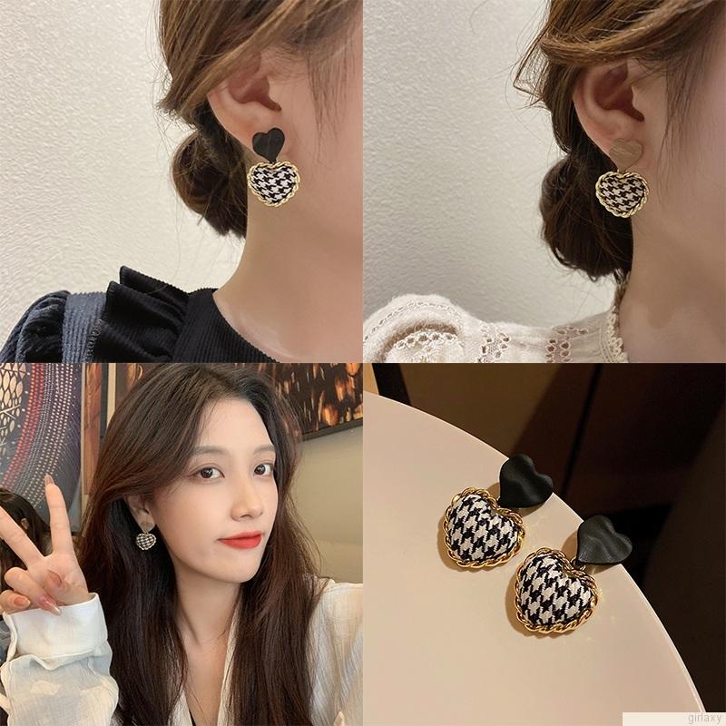 Đôi khuyên tai hình trái tim thời trang cho nữ