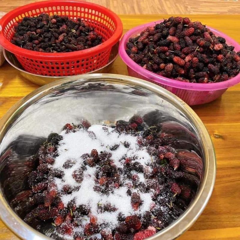 Nước cốt dâu tằm chai 1 lít