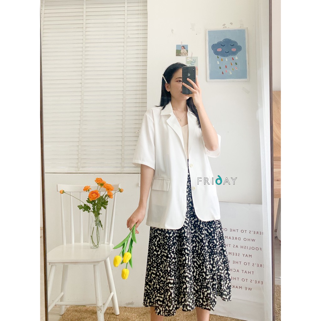 Áo blazer cộc tay 2 khuy Friday | BigBuy360 - bigbuy360.vn