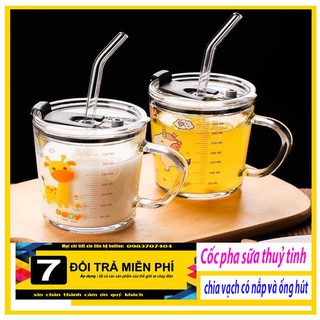 Cốc pha sữa thuỷ tinh chia vạch có nắp và ống hút,center247