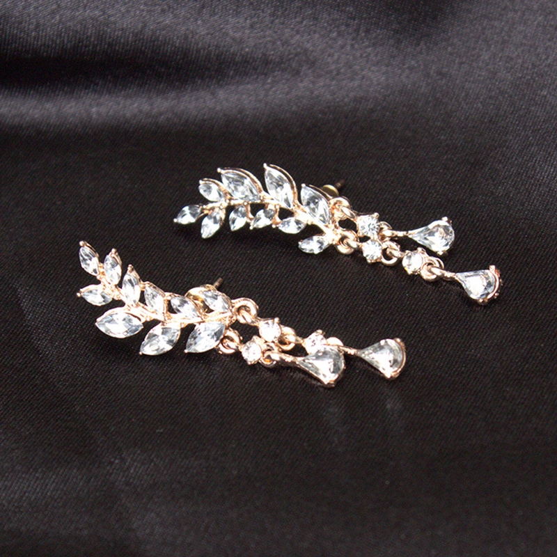 Khuyên tai tua rua họa tiết lá độc đáo cho nữ