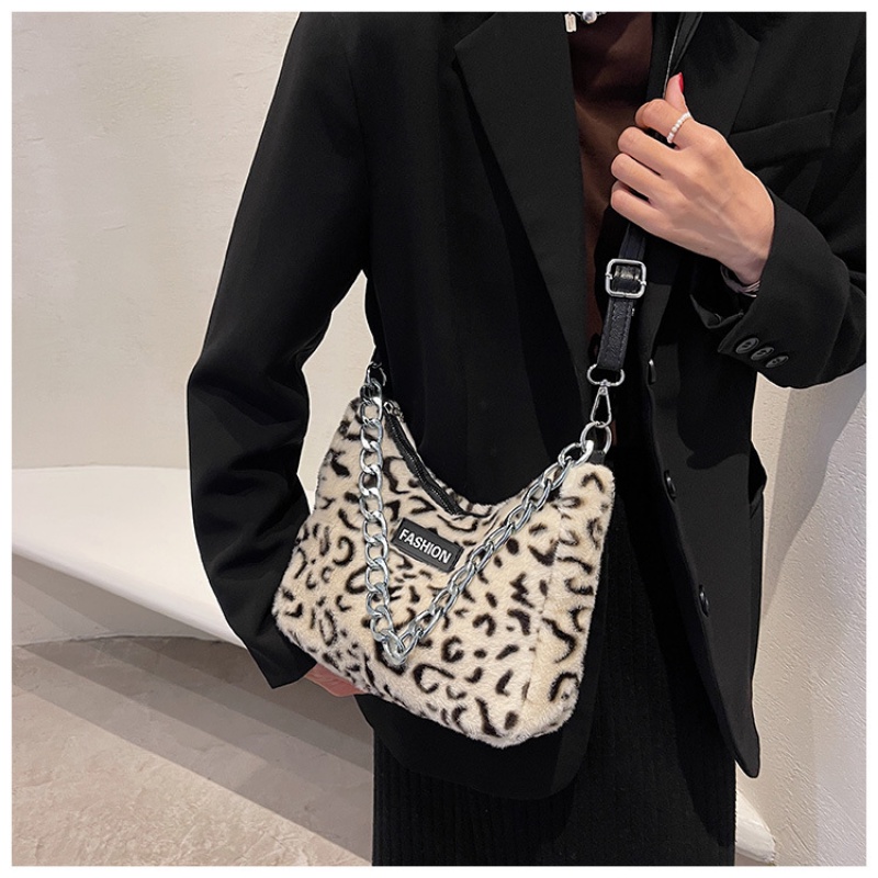 Túi Đeo Chéo Quai Xích Phong Cách Hàn Quốc Thời Trang Mùa Đông 2022 Gylb1633