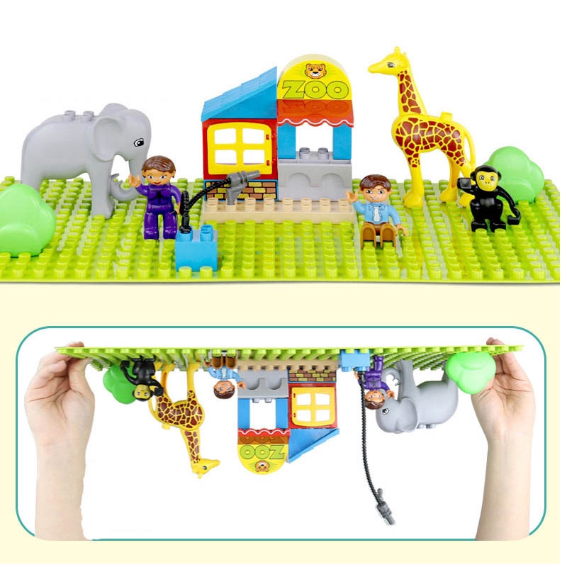 Tấm đế dùng để lắp ráp đồ chơi xây dựng 51x25.5cm thiết kế sáng tạo cho bé