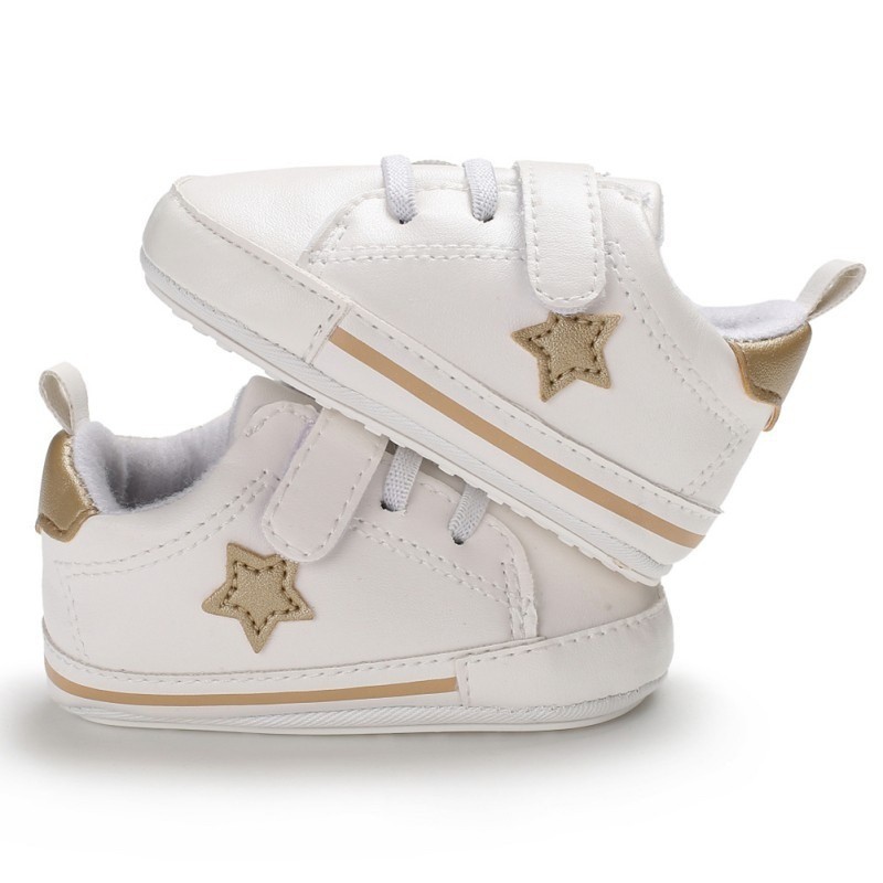 Giày thể thao thiết kế năng động cá tính cho bé