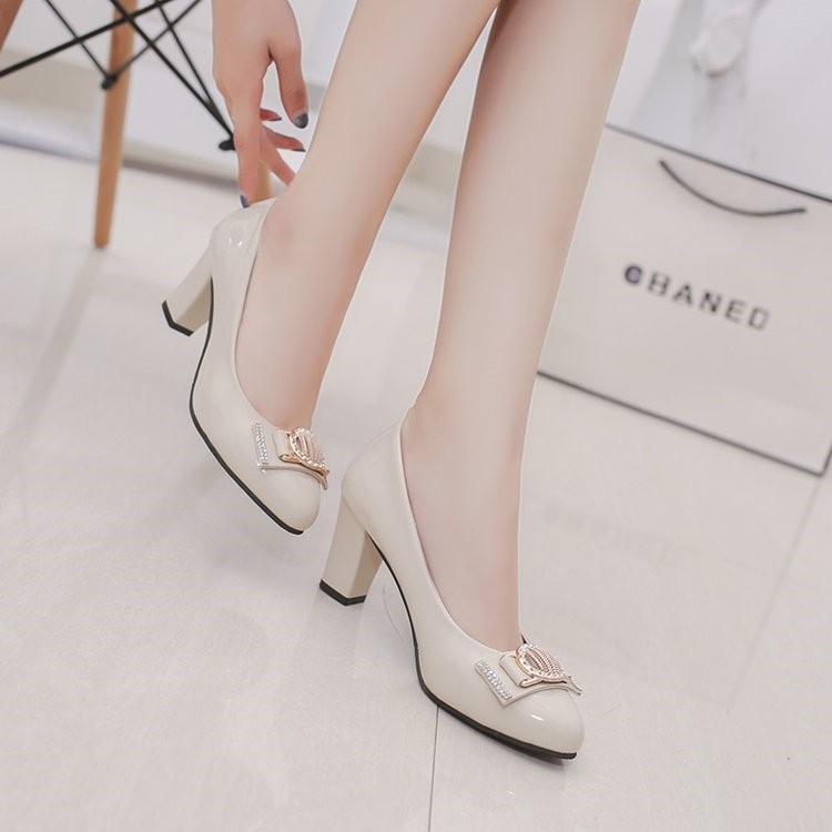 giày nữ cao dép đế cao dép gót giày cao dép cao từ giày sandal 7cm giày 7cm❇☈♛Spring/Summer 2021 new low-top shoes, women s high-heeled scoop thick heels, rhinestone bowknot working leather single large size