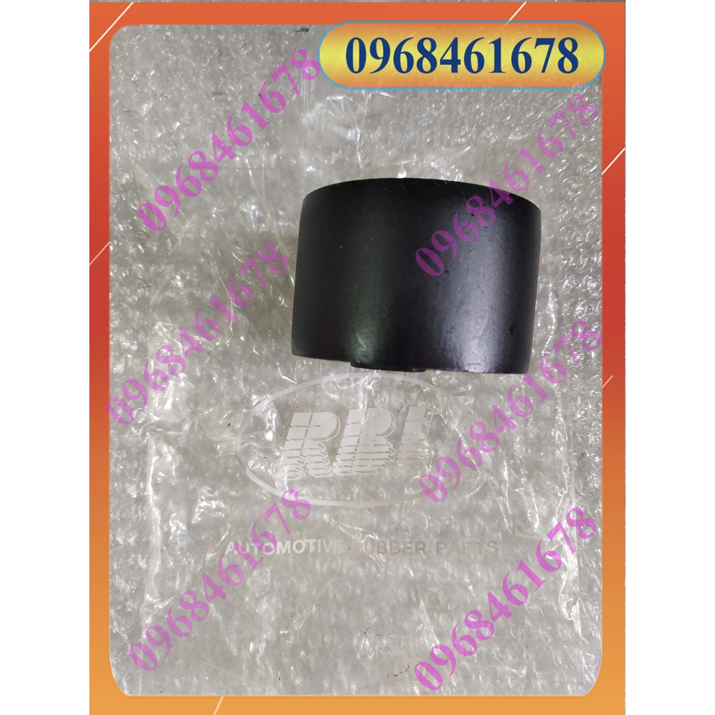 Cao su chân đầu máy Mazda 323 và Laser đời 2001-2006-hàng thái lan xịn