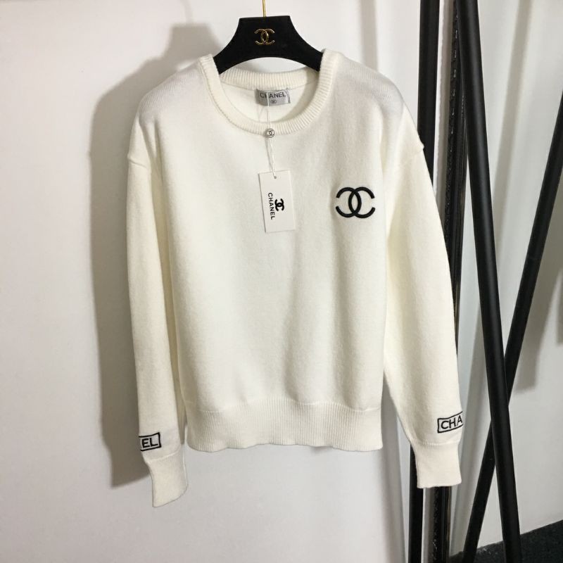 Áo len cổ tròn 𝑐ℎ𝑎𝑛𝑒𝑙 CN channel