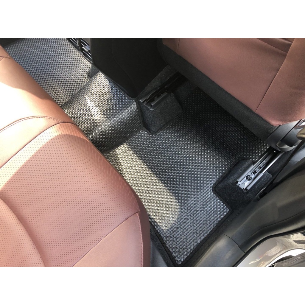 Thảm Lót Sàn Ô Tô KATA Cao Cấp Cho Xe Toyota Cross  - Không mùi, Không ẩm mốc, Dễ dàng vệ sinh