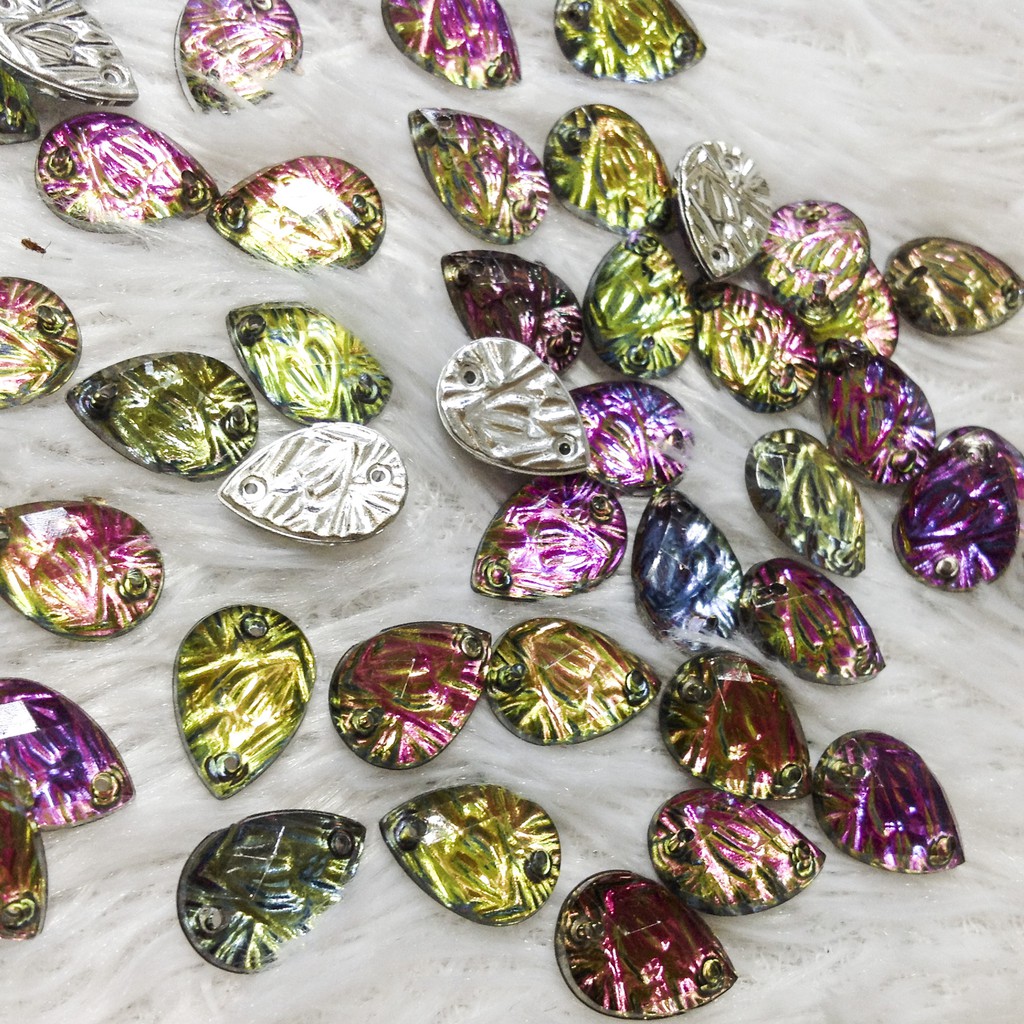 Hạt đá kết áo 3d acrylic hình giọt nước ánh 7 màu cao cấp size 1.4cm trang trí trang phục